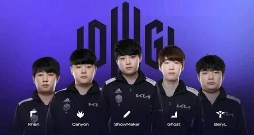 看台前天 看台前天