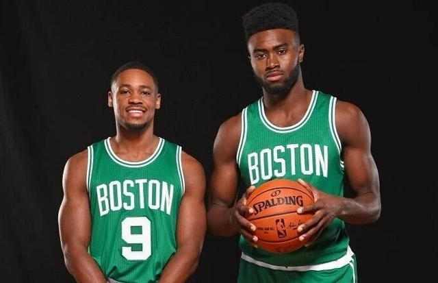 二阵容稳定 二阵容稳定